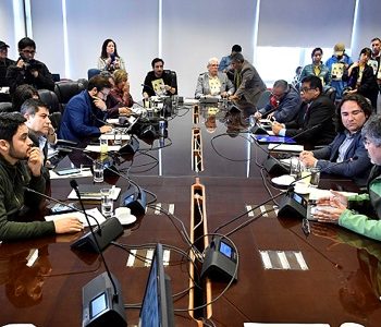 Dióxido de azufre, componente gaseoso que daña la salud, fue lo que emanó del incendio en azufrera. CORES proponen que se declare Alerta Ambiental