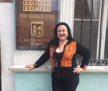 Artista visual iquiqueña Paola Seguel vuelve a su tierra para presentar exposición de arte “Ángeles y transformaciones”