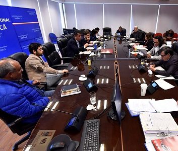 Pleno del CORE Aprueba concesiones para comuneros y recursos suplementarios para el liceo de la comuna de Pica