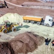 Tras los recientes incendios y siniestros anteriores finalmente retiran 620 toneladas de azufre desde ex Planta Santa Alicia, en Alto Hospicio