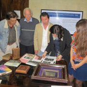 Valiosa donación de familia de quien fuera Médico Jefe en Humberstone, será destina a proyecto de recuperación del viejo hospital de la salitrera