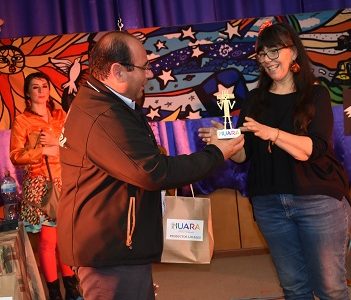 Gracias a la magia del teatro «Mi abuelo Horario» volvió a Huara. Obra se basa en historia de huarino detenido desaparecido, tras la ductadura.