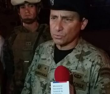 Paracaidista y Comando es el general Iturriaga, nombrado para que esté a cargo de la seguridad de la capital