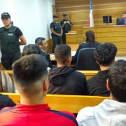 Catorce de 20 detenciones realizadas por Carabineros durante protestas, fueron ilegales, según estableció Tribunal de Garantía