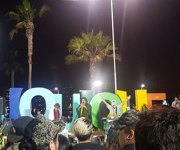 Manifestación dominical concluyó con 2 detenidos y un herido con proyectil, que nuevamente habría salido de la VI División de Ejército