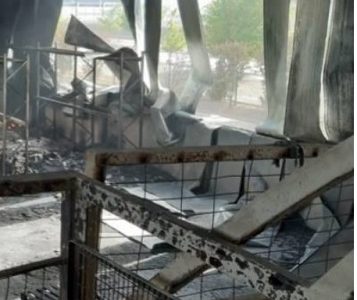 Cuerpo calcinado de Kayser tenía 3 orificios en el tórax, pero autopsia no lo indagó