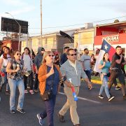 Una manifestante resultó con una herida por impacto de balín, lanzado desde el interior de la Sexta División de Ejército.