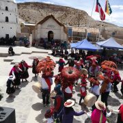 Cientos de turistas disfrutaron del II Muestra Cultural de Artes y Costumbres Aymara en localidad de Villablanca, Colchane