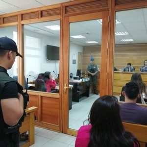 En víspera navideña condenan a 5 años y un día de presidio a mujer que dio muerte a su pareja, en contexto de violencia. Abogadas feministas no están conformes con la pena