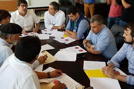 Alcalde Mauricio Soria parte de los jefes comunales reunidos en comuna de Recoleta, para entregar los resultados de los cabildos Ciudadanos