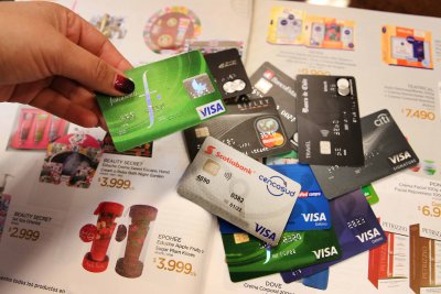Banca, retail, comercio y consumidores: con ronda de audiencias Comisión de Economía comienza estudio de las indicaciones del proyecto pro consumidor