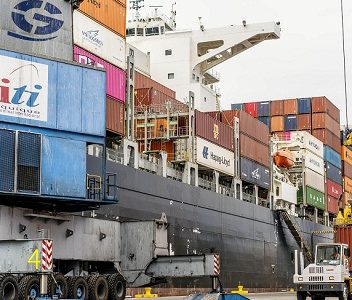 ITI logra un crecimiento récord de carga boliviana, alcanzando un 61% de contenedores movilizados