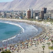 Municipalidad abrió licitación para la adjudicación de cinco stand en Playa Cavancha e invita a emprendedores a postular