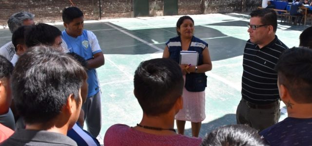 Emotivo diálogo participativo en idioma quechua con imputados indígenas en penal de Pozo Almonte