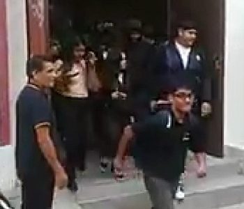 Estudiantes de los distintos establecimiento, comenzaron a manifestarse desde el inicio de la jornada. Revisa los videos