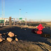 Frontera boliviana cierra el paso a unos 200 de sus conciudadanos que intentaban retornar a su país. Carabineros escoltó 3 buses y un sprinter de regreso a Huara