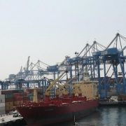 En todos los puertos marítimos, aéreos y terrestres de Chile se aplicarán medidas de facilitación del comercio exterior para enfrentar Covid-19.