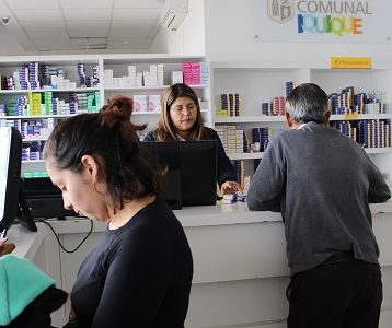 Más de 40 mil personas inscritas en la farmacia comunal de Iquique, que acceden a medicamente a un costo mucho menor que el de mercado