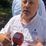 Intendente junto al general jefe de las fuerzas transmiten desde la cuenta de twitter del GORE