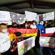 Alrededor de 240 ciudadanos bolivianos dejan Estadio Cavancha con un profundo agradecimiento de Iquique