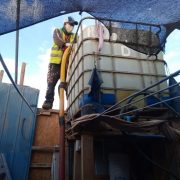 Podría recrudecer crisis sanitaria en tomas de Alto Hospicio, ante amenaza de paralización de camiones aljibes