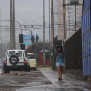 Municipalidad de Iquique llama a conocer plano aluvional y a reparar techos en forma preventiva