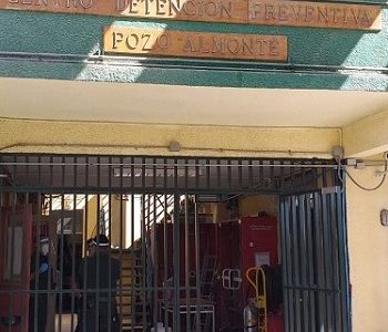 Suben los contagios en penal pozoalmontino: 40 internos y 12 funcionarios con Covid