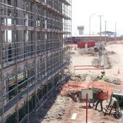 Ampliación del Aeropuerto Diego Aracena de Iquique terminó obra gruesa, incorporando 10.589 metros cuadrados de nueva infraestructura