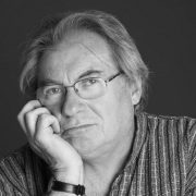Ignacio Agüero estrena Nunca Subí el Provincia, documental que expande el encierro a través del recuerdo y la imaginación
