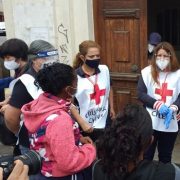 ACNUR, Cruz Roja Internacional y Cruz Roja Chile realizan operativo humanitario distribuyendo ayuda humanitaria a familias en busca de refugio y migrantes