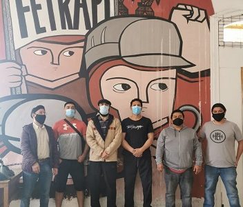 Trabajadores portuarios cuentan con respaldo nacional e internacional. Anuncian que «no bajarán los brazos»