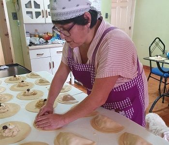 Fonda Fosis: Vitrina virtual que expone productos típicos en fiestas patrias. Participan 15 emprendedores de Tarapacá