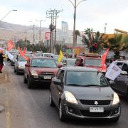 Caravana por el Apruebo y Convención Constitucional se tomó las calles de Iquique.  Multitudinaria columna se dividió en varias partes