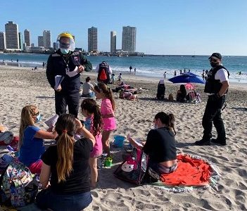Intensifica fiscalizaciones en el borde costero y promueven medidas de autocuidado para evitar nuevos contagios