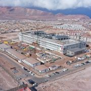Sobre el 64 por ciento de avance registra la construcción del Hospital de Alto Hospicio