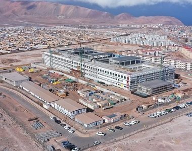 Sobre el 64 por ciento de avance registra la construcción del Hospital de Alto Hospicio