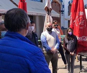 Para reimpulsar la economía  Municipalidad de Iquique suspende pago por uso de espacios públicos