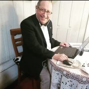 Pesar ante fallecimiento de quien fuera el destacado profesor de Biología y formador de varias generaciones, Juan Correa Araneda