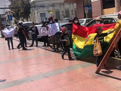 Gobierno de Chile sólo autorizó a bolivianos residentes en Santiago, para que voten en elecciones de Bolivia.