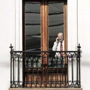 El papel de Cristián Larroulet -del segundo piso de La Moneda-, el sobreviviente de las crisis del gobierno