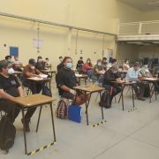 Implementan cursos para apoyar a quienes han perdido sus empleos o implementan iniciativas económicas