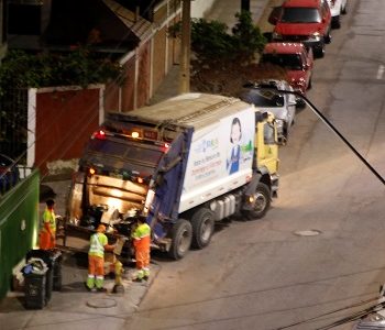 Para que trabajadores puedan estar junto a sus familias, no hay recolección de basura este último día del año