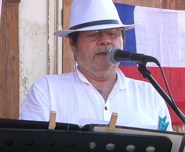 En frontis de Iglesia Pampina graban Homenaje virtual a la pampa salitrera y a los hombres y mujeres de la pampa