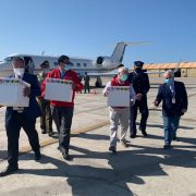 Sigue acá la visita del Ministro Paris a Iquique y la llegada de las primeras vacunas contra el Covid