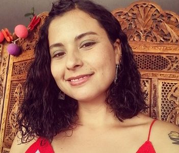 Candidata Patricia López se opone a instalación de Bandera Bicentenario: «Recursos podrían destinarse a mejorar calidad de vida»
