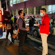 Dos buses con 106 migrantes, que cumplieron con el periodo de cuarentena partieron rumbo a Santiago