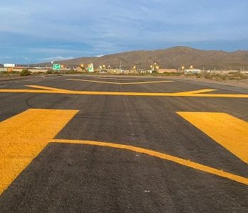 Culminan trabajos de conservación de la pista de aterrizaje de Cariquima en Colchane. Puente aéreo a Iquique para traslado de pacientes graves