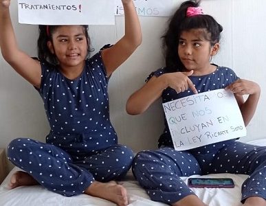 ¡A activar la solidaridad! Invitan a plato único por gemelas que padecen extraña y costosa enfermedad