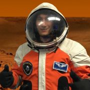 Egresado de la UNAP, becado para realizar entrenamiento espacial que le permitirá realizar misiones a Marte y la Luna