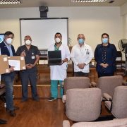Rotary Club de Iquique entregó equipos computacionales a Urgencia del Hospital Regional